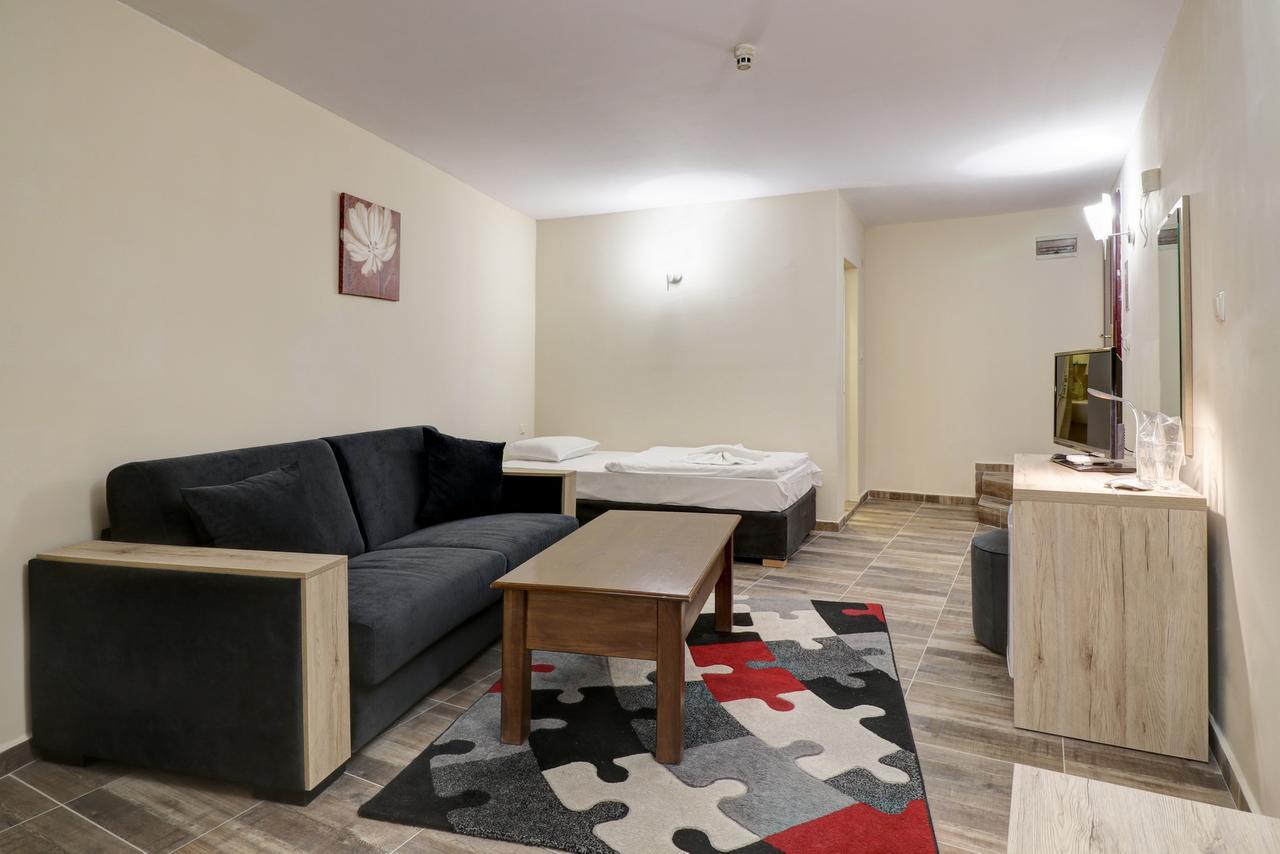 Family Hotel Jupiter บัลชิค ภายนอก รูปภาพ