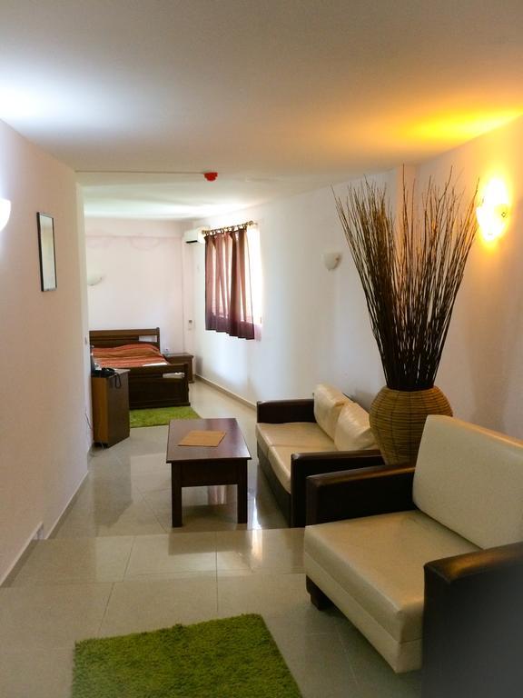 Family Hotel Jupiter บัลชิค ห้อง รูปภาพ